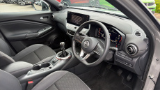 Nissan Juke 1.0 DiG-T N-Connecta 5dr Petrol Hatchback